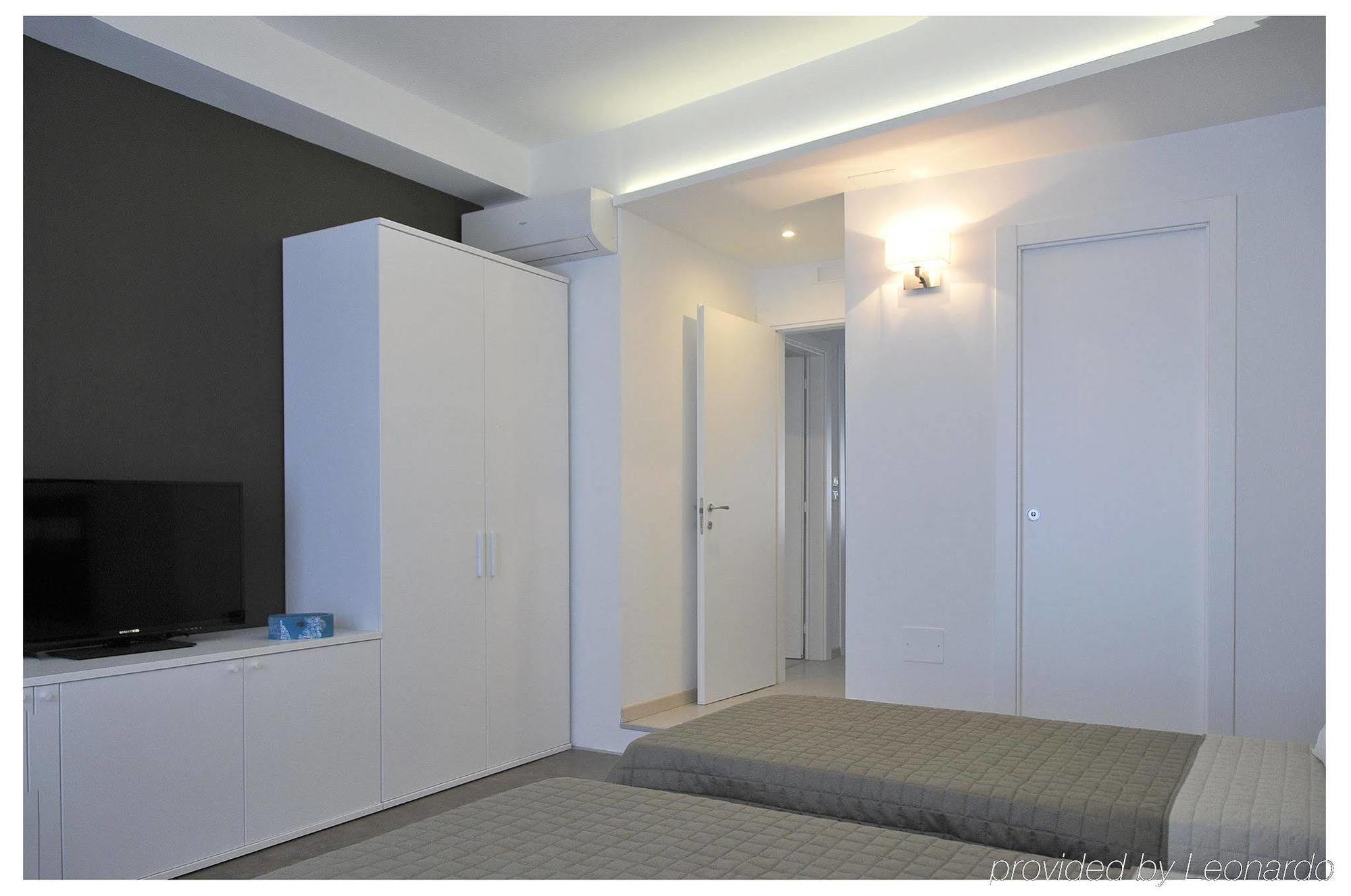 Le Stanze Sul Corso Bed & Breakfast Pescara Exterior photo